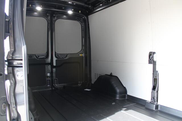 Ford TRANSIT 350 2.0 TDCI L3H2 Trend 130pk Trend - Carplay - Android - 360 Camera - Climate - Cruise - Parkeersensoren - Rijklaar