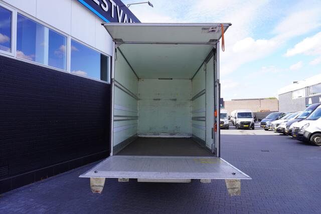 Ford TRANSIT 2.0 TDCI 170 PK L4 Automaat EURO 6 - Airco - Cruise - Laadklep - ¤27.900,- Excl.