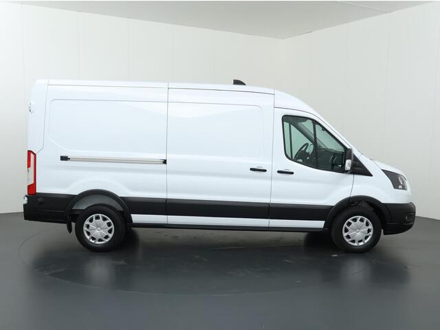 Ford TRANSIT 350 | 2.0 TDCI | Aut. | L3 H2 | Trend | TREKHAAK 2500KG AHW | CLIMATE CONTROL | NAVIGATIE | PARKEERSENSOREN V+A | CRUISE CONTROL | BIJRIJDERSBANK | LAADRUIMTE PAKKET | APPLE CARPLAY / ANDROID AUTO | STOEVERWARMING