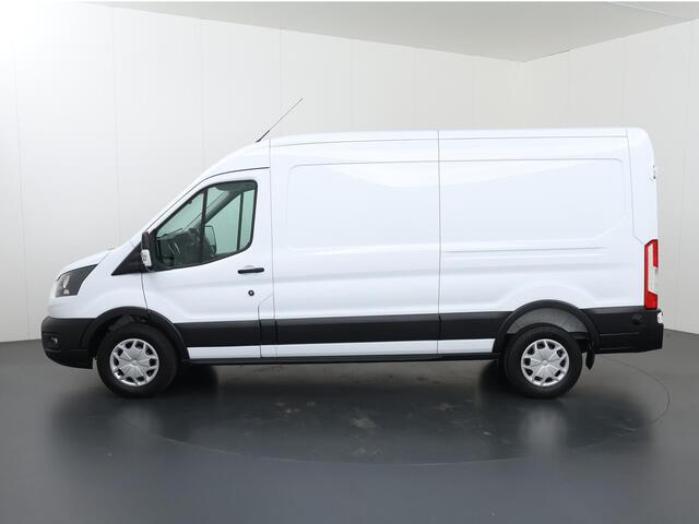 Ford TRANSIT 350 2.0 TDCI | Aut. | L3 H2 | Trend | | TREKHAAK 2500KG AHW | CLIMATE CONTROL | NAVIGATIE | PARKEERSENSOREN V+A | CRUISE CONTROL | BIJRIJDERSBANK | LAADRUIMTE PAKKET | APPLE CARPLAY / ANDROID AUTO | STOEVERWARMING