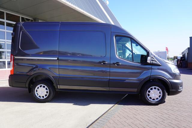 Ford TRANSIT 350 2.0 TDCI 165pk L2H2 Trend Automaat Schuifdeur L+R nr. V816 | Camera | Cruise | Trekhaak | Laadruimte pakket