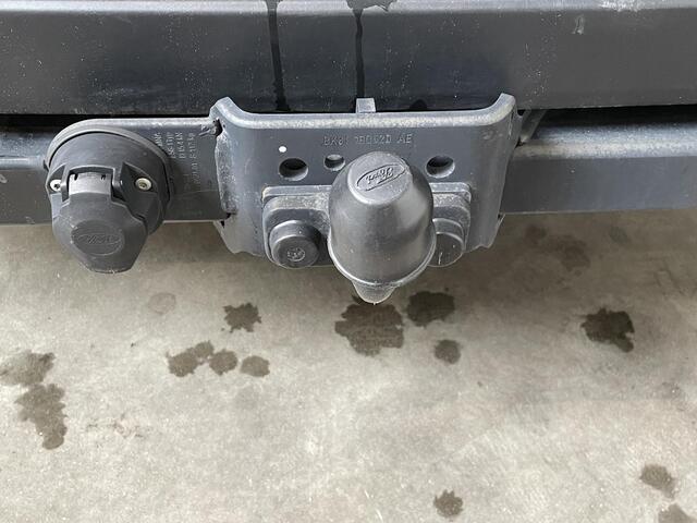 Ford TRANSIT 130pk Automaat L2H2 Navi Camera Trekhaak Cruise control ACC Airco