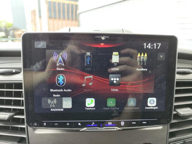 Ford TRANSIT 2.0TDCI 130pk 350 L4H3 Navi Camera Pdc Apple Carplay Android WiFi Airco Cruise Control Voorruit-Verwarmd Regensensor DAB Schuifdeur Betonplex Vloer Wandbetimmering Roll Stability Control Led Spoorwisselassist Euro 6 Zeer Compleet!