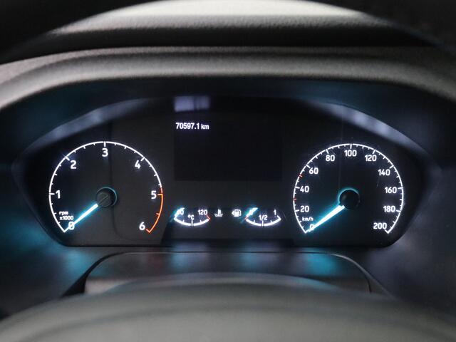 Ford TRANSIT 2.0TDCi 130PK L2H2 | Airco | Camera | 3-Persoons | Betimmering