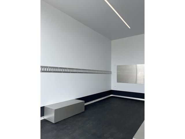 Ford TRANSIT 350 2.0 TDCI L4H1 Trend Skeletal | Karhof Opbouw Gesloten Deuren | BPM Voordeel | Cruise Control | Voorruitverwarming | Laadvermogen 1303 KG | Sync4 |