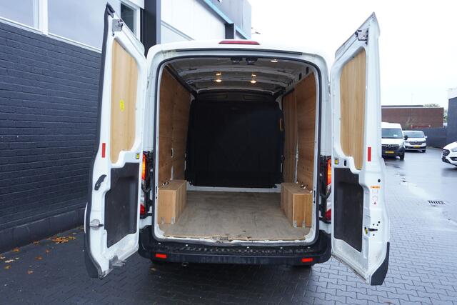 Ford TRANSIT 2.0 TDCI 130PK L2H2 EURO 6 - A/C Climate - Navi - Cruise - ¤19.900,- Excl.
