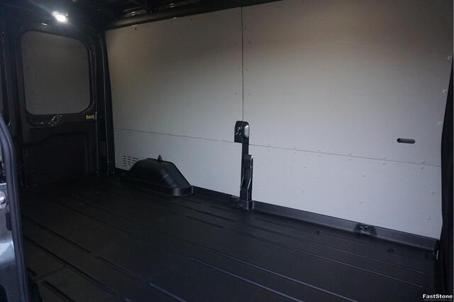 Ford TRANSIT 350L L3H2 Limited AUT-10 RWD 165PK BPM VRIJ Navi, Adap. Cruise, 360° Cam, 3.5T Trekhaak!! NR. A219