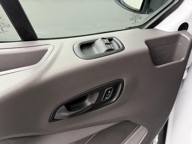 Ford TRANSIT 2.0TDCI 130PK L4H3 Jumbo | Navigatie | Camera | Airco | 3-Persoons | Cruise