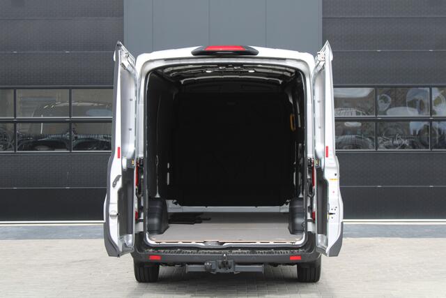 Ford TRANSIT 350 2.0 TDCI L3H2 Limited Raptor 165pk - LUCHTVERING - ACC - Blind Spot - 360 camera - Raptor Grill - Stoel-Stuurverwarming - Trekhaak - Rijklaar