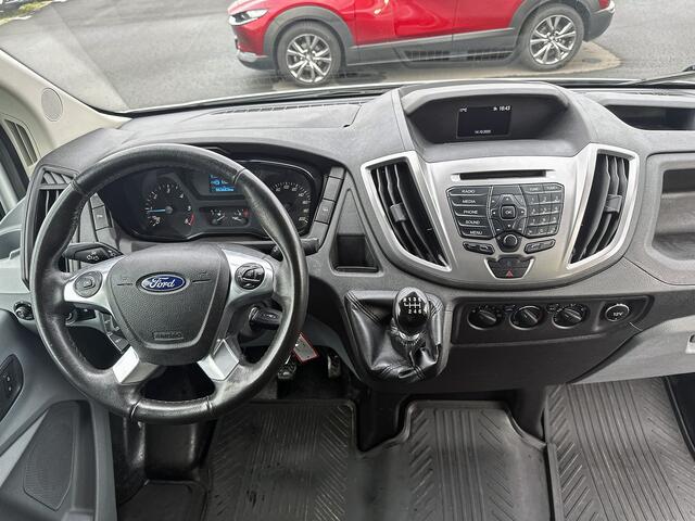 Ford TRANSIT 310 2.0 TDCI L2H2 / 3Pers. / *Ideaal voor Camper* / Imperial & Ladder / Airco / Trekhaak / Pdc.V+A / Navigatie / Distr.vv.bij 60.400 km / Apk 04-2026