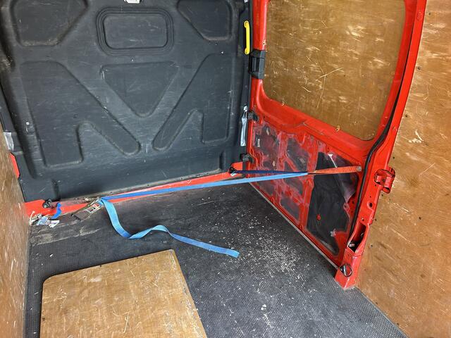 Ford TRANSIT 2.0 TDCI Trend / 153 dkm / L3 H2 / APK TUV 04-26