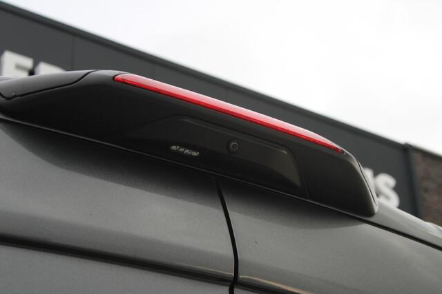 Ford TRANSIT 350 2.0 TDCI L3H2 Trend 130pk - Navi - Camera - Blind Spot - Stoelverwarming - 18" LM velgen - Trekhaak - Rijklaar