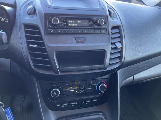 Ford TRANSIT CONNECT 1.5 EcoBlue L2 Trend / vaste prijs rijklaar ¤ 13.950 ex btw / nieuwe distributie riem compleet! / lease vanaf ¤ 256 / airco / cruise / trekhaak / 17 inch velgen / euro 6 diesel