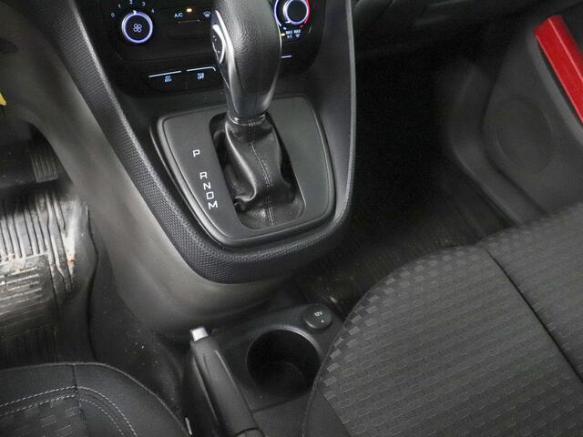 Ford TRANSIT CONNECT 1.5 L2 Trend Automaat Navi Camera Trekhaak Parkeersensoren Cruise Control 3 Zits Carplay Apple Carplay / Android Auto Imperiaal Euro6