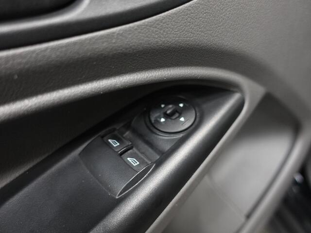 Ford TRANSIT CONNECT 100pk Automaat L2 Trend Navi Airco Cruise Control Camera 3 zits