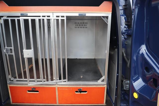 Ford TRANSIT CONNECT 1.5 EcoBlue L1 Automaat Hondenauto Ventilatie Achterin Hondentransport Radio Bluetooth Airco Cruise Voorruitverwarming Inrichting voor Beesten