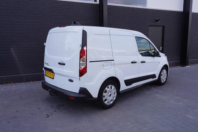Ford TRANSIT CONNECT 1.5 EcoBlue EURO 6 - Airco - Navi - Trekhaak - ¤9.499,- Excl.