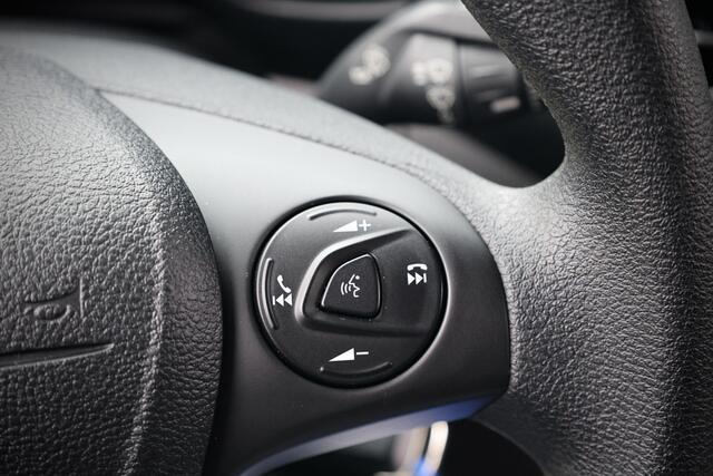 Ford TRANSIT CONNECT 1.5 EcoBlue | BTW / BPM Vrij | Marge | Airco | MF Stuurwiel | Bluetooth | Elek. ramen | Trekhaak | NAP Logisch | Nieuwe APK | Dealer onderhouden