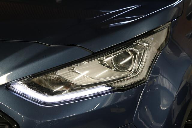 Ford TRANSIT CONNECT 1.5 EcoBlue | Bi-Xenon | Navigatie | CarPlay | Blind Spot | Camera | Trekhaak | Elektrische spiegels | Betimmering | Nieuwe APK | NL Auto | NAP Logisch