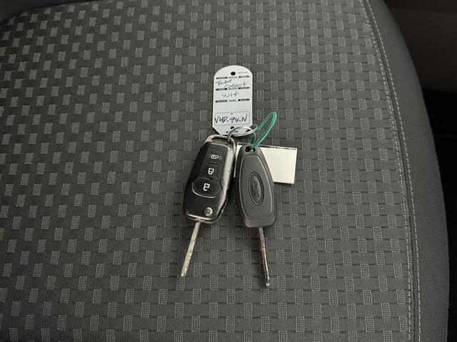 Ford TRANSIT CONNECT 1.5 EcoBlue | Airco | Cruise | Trekhaak | Betimmering