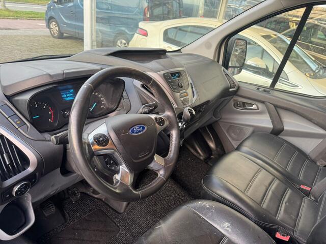 Ford TRANSIT CUSTOM 290 2.2 TDCI L2H1 Ambiente | 1e eigenaar | Zijschuifdeur-rechts | 3-zitplaatsen | Airco | Elektrische ramen | APK t/m 30-10-2025 |