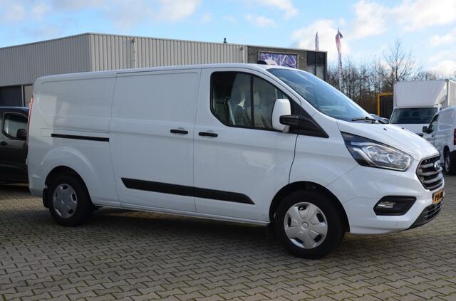 Ford TRANSIT CUSTOM 320 2.0 TDCI L2H1 Limited