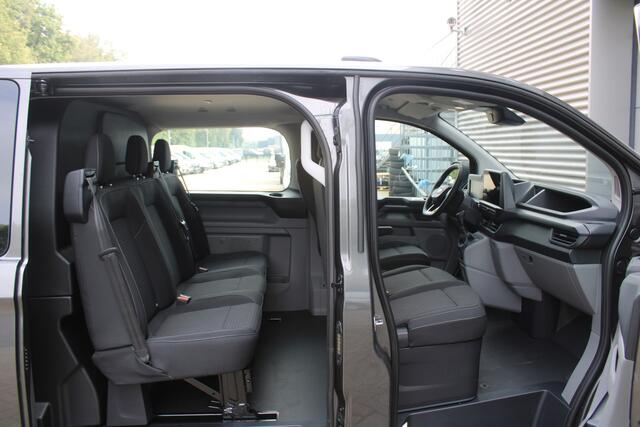 Ford TRANSIT CUSTOM 320 2.0 TDCI L2H1 Trend DC 136pk - Carplay - Android - Camera - Trekhaak - LED koplampen - Stoel + Stuurverwarming - Rijklaar