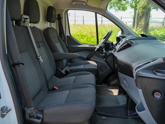 Ford TRANSIT CUSTOM 310 2.0 130PK TDCI L2H1 | MARGE | TREKHAAK | AIRCO |