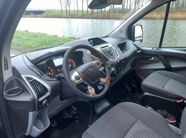Ford TRANSIT CUSTOM 290 2.2 TDCI L2H1 Tr