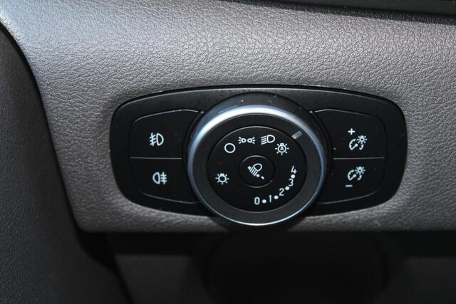 Ford TRANSIT CUSTOM 300 2.0 TDCI L1H1 Limited DC