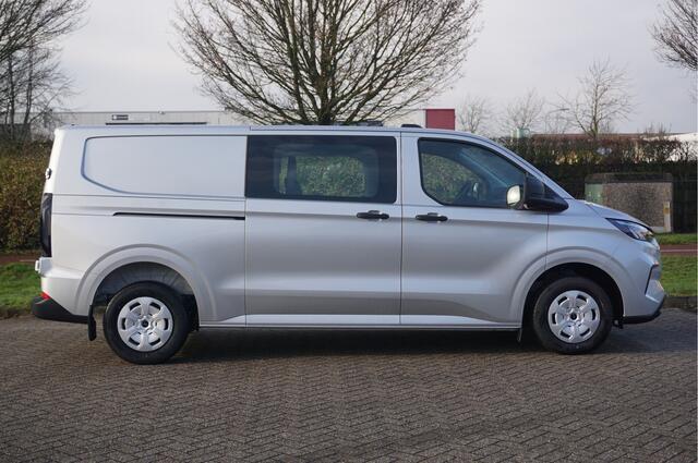 Ford TRANSIT CUSTOM 320L 170PK Trend DC AUT BPM VRIJ!! 13" Sync4 Apple CP/Android A. Cam!! NR. 905