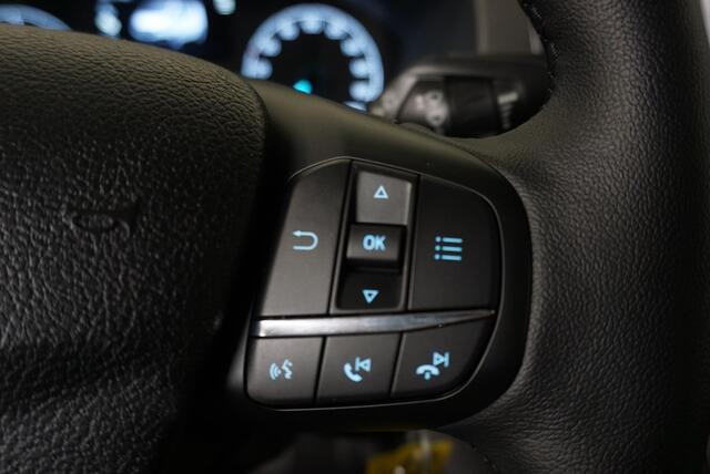 Ford TRANSIT CUSTOM 300 2.0 TDCI L2H1 Limited Dubbele Cabine Automaat Navi Airco 2x schuifdeuren Trekhaak Parkeersensoren Carplay