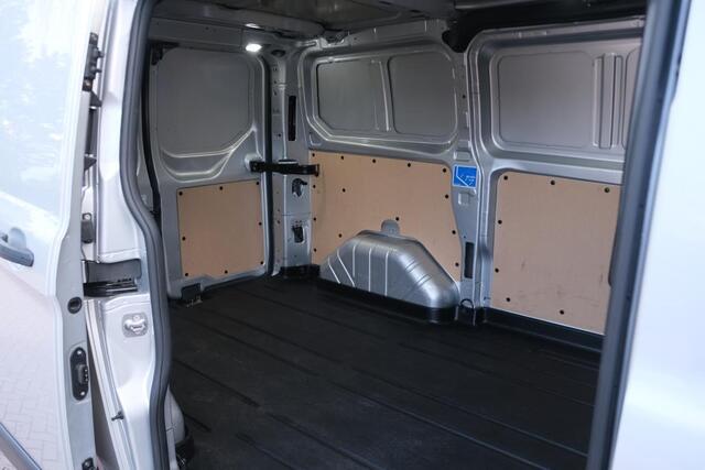 Ford TRANSIT CUSTOM 300 2.0 TDCI L1H1 Trend 130pk/96kW Automaat | 3 stuks leverbaar! | Dodehoek | Multimediascherm | Carplay | Camera | Voorruitverwarming | etc. etc. 79885