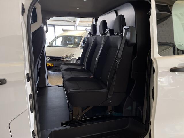 Ford TRANSIT CUSTOM 340 2.0 TDCI L2H1 Trend DC 5 persoons / originele Ford dubbel cabine / bpm vrij / NIEUW / vaste prijs rijklaar ¤ 39.950 ex btw / lease vanaf ¤ / airco / cruise / vol opties !