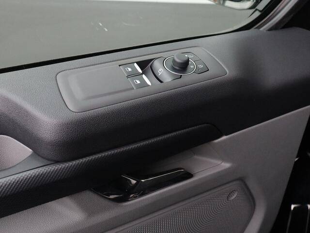 Ford TRANSIT CUSTOM 2.0TDCI 150PK Lang Limited | Digital Cockpit | Navigatie | Camera | 5 Jaar garantie