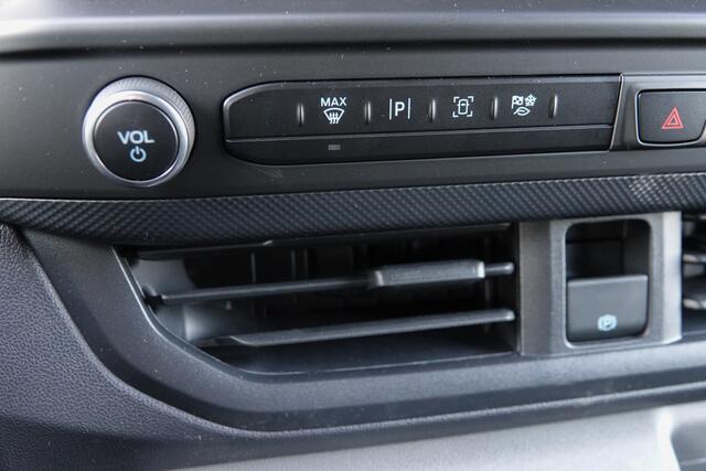 Ford TRANSIT CUSTOM L2H1 Dubbel Cabine 2.0Tdci 150Pk | Trend 320 | Achteruitrijcamera | 2xSchuifdeur | Frozen White