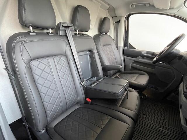 Ford TRANSIT CUSTOM 300 2.0 TDCI L2H1 170 PK AUT Limited / Pack Premium / Adaptieve / Camera