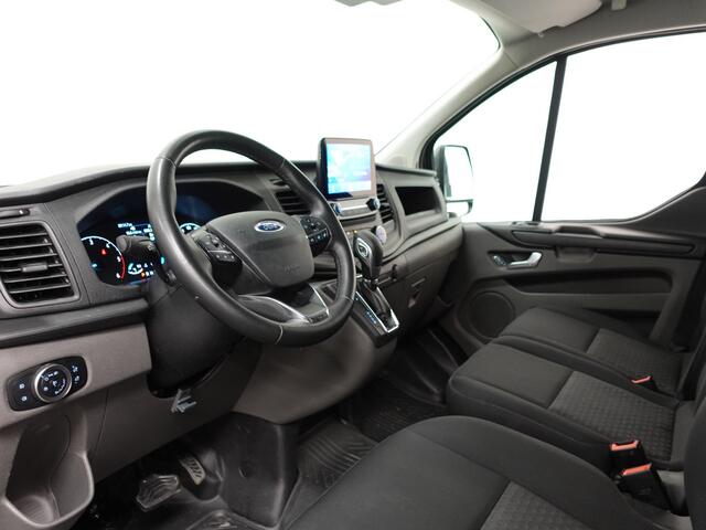 Ford TRANSIT CUSTOM 300 2.0 TDCI L2H1 Automaat Trend Edition Navigatie Cruise control Airco Camera Parkeersensoren Trekhaak