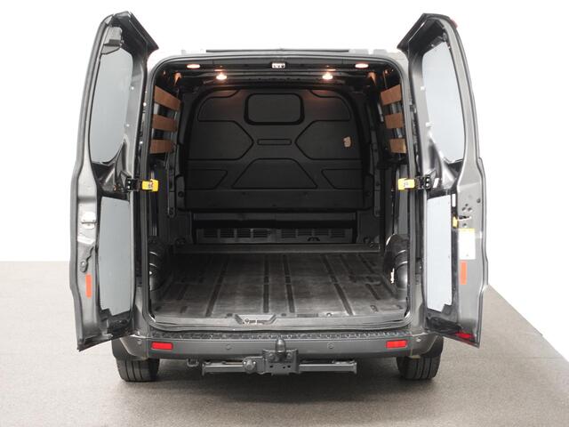 Ford TRANSIT CUSTOM 300 2.0 TDCI L2H1 Automaat Trend Edition Navigatie Cruise control Airco Camera Parkeersensoren Trekhaak