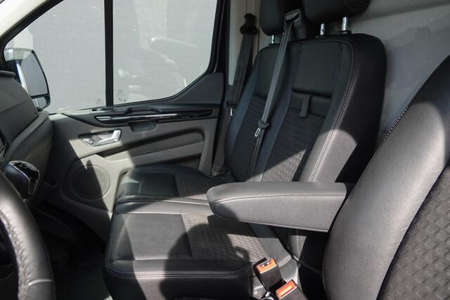 Ford TRANSIT CUSTOM L2H1 2.0Tdci 185Pk | Sport 320 | 2xSchuifdeur | Achteruitrijcamera | Trekhaak | 17''