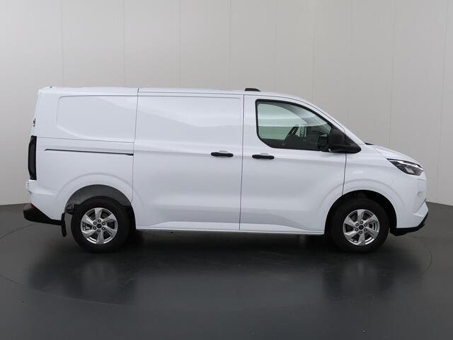 Ford TRANSIT CUSTOM 320 2.5 PHEV | L1 H1 | Trend | Plug-in Hybride | Parkeercamera | 3-zits | BPM-Vrij | Toegang ZE-zone