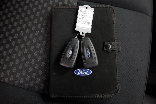 Ford TRANSIT CUSTOM 2.0 TDCI E6 L1H1 Trend Airco/Navi/Sortimo Inrichting 05-2019