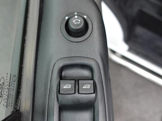 Ford TRANSIT CUSTOM 105pk L1H1 Trend Airco Cruise control LED Parkeersensoren Euro6