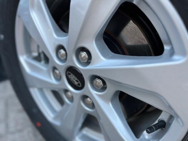 Ford TRANSIT CUSTOM Trend DCL2H1 320 150PK MT6 BPM VRIJ I DUBBEL CABINE I 150PK I 5Pers. I CAMERA I DUBBELE SCHUIFDEUR 5 JAAR GARANTIE I LM VELGEN I LED KOPLAMPEN