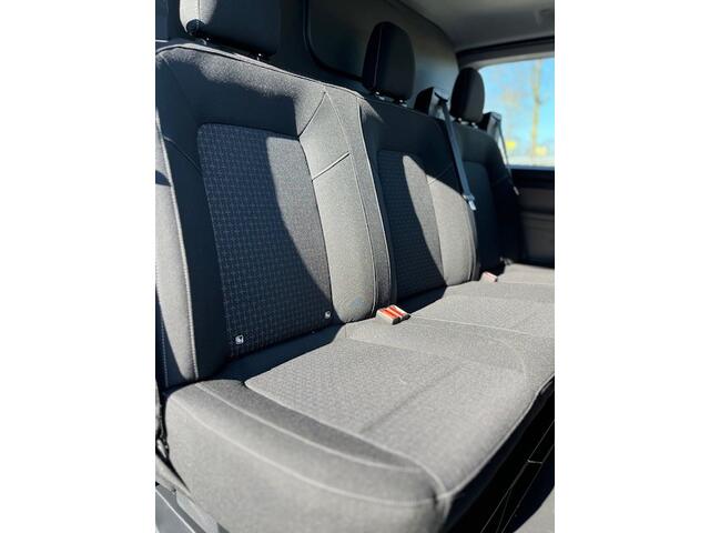 Ford TRANSIT CUSTOM Trend DCL2H1 320 150PK MT6 BPM VRIJ I DUBBEL CABINE I 150PK I 5Pers. I CAMERA I DUBBELE SCHUIFDEUR 5 JAAR GARANTIE I LM VELGEN I LED KOPLAMPEN