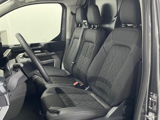 Ford TRANSIT CUSTOM 320 2.0 TDCI L2H1 170 PK NEXT LEVEL EDITION Camera / Navigatie