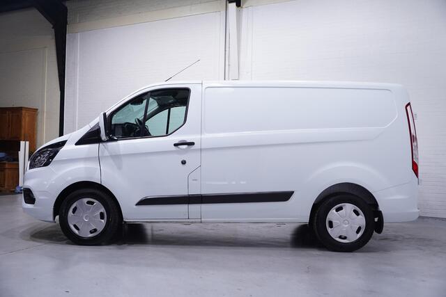 Ford TRANSIT CUSTOM 2.0 TDCI 130 pk L1H1 Navi, Camera, Airco Laadruimte Pakket, PDC V+A, Cruise control, 3-Zits