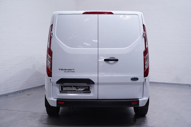 Ford TRANSIT CUSTOM 2.0 TDCI 130 pk L1H1 Navi, Camera, Airco Laadruimte Pakket, PDC V+A, Cruise control, 3-Zits