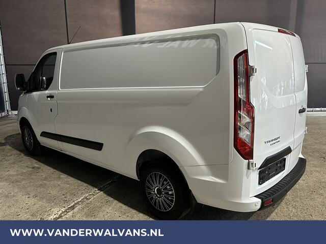 Ford TRANSIT CUSTOM 2.0 TDCI 131pk L2H1 Euro6 Airco | LED | Cruisecontrol | Verwarmde voorruit | Parkeersensoren Bijrijdersbank, 2800kg trekvermogen