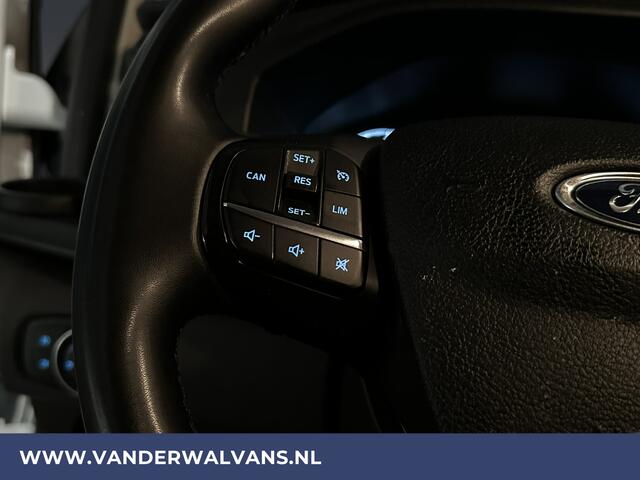 Ford TRANSIT CUSTOM 2.0 TDCI 131pk L2H1 Euro6 Airco | LED | Cruisecontrol | Verwarmde voorruit | Parkeersensoren Bijrijdersbank, 2800kg trekvermogen